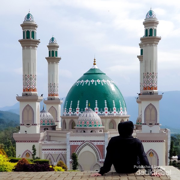 Mushola Baitul Kholiq: Tempat Beribadah yang Menyatu dengan Kehidupan Cilacap